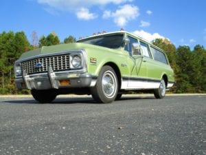 1971 Suburban lowered
