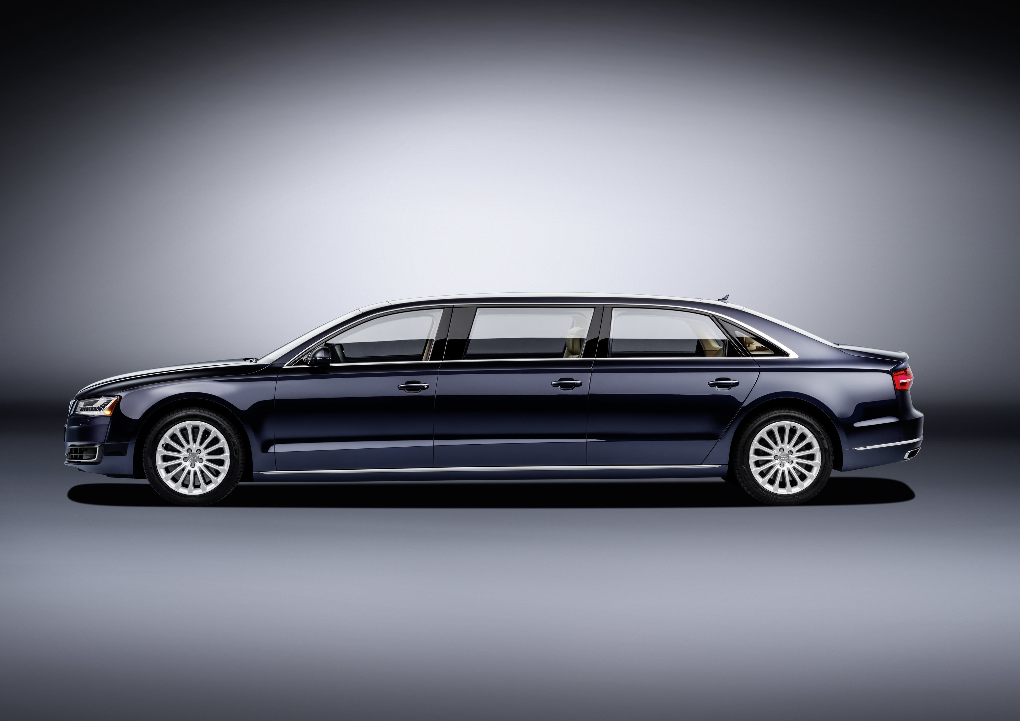 Audi A8 L Extended